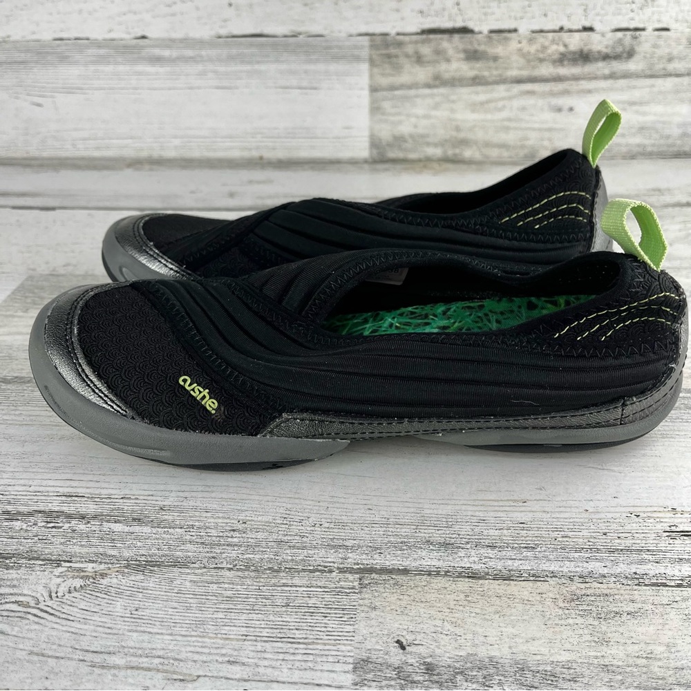 CUSHE Bonsai Black Grey Slip On Shoes 7
